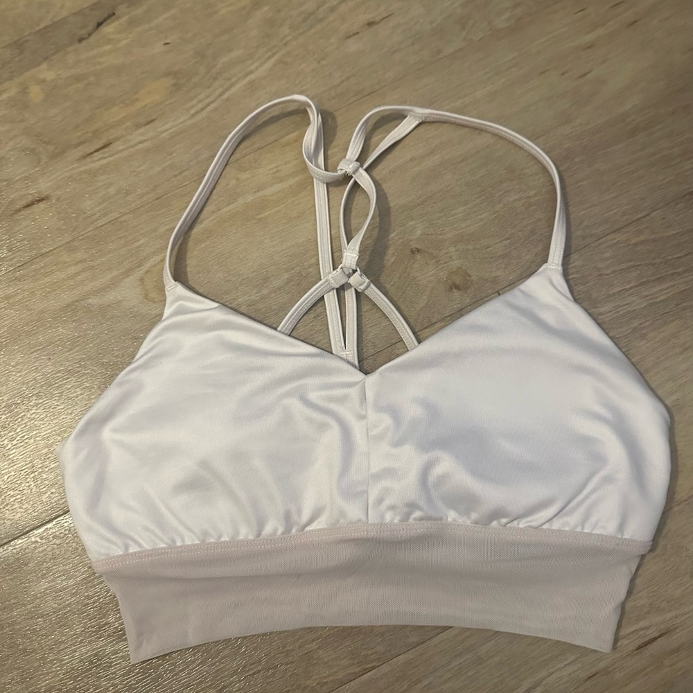 Alo lavish white bra size small